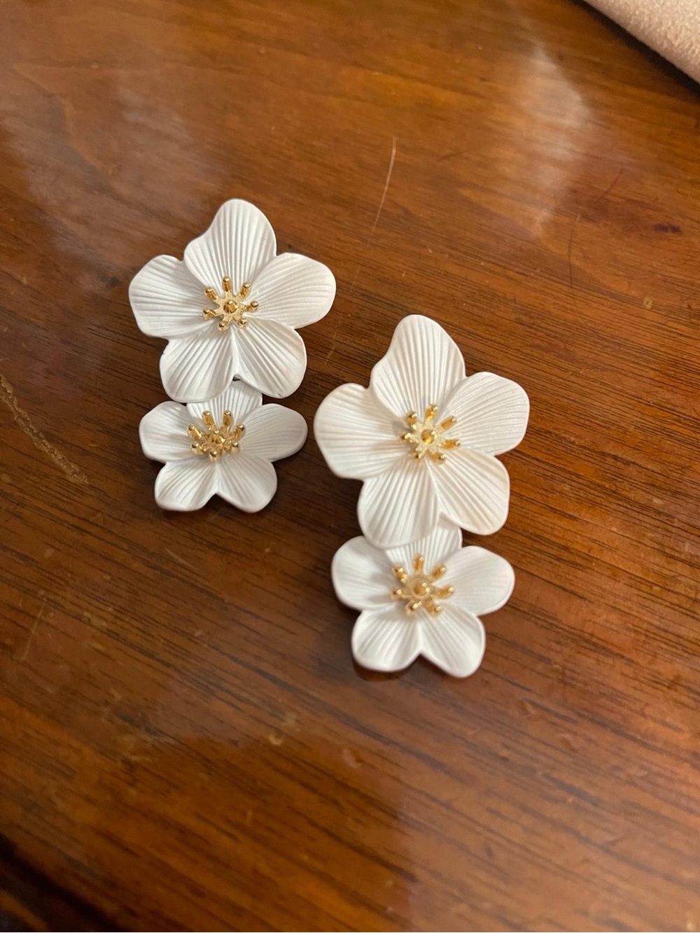 White Floral Drop Earrings with Gold Accents - Women Accessories
